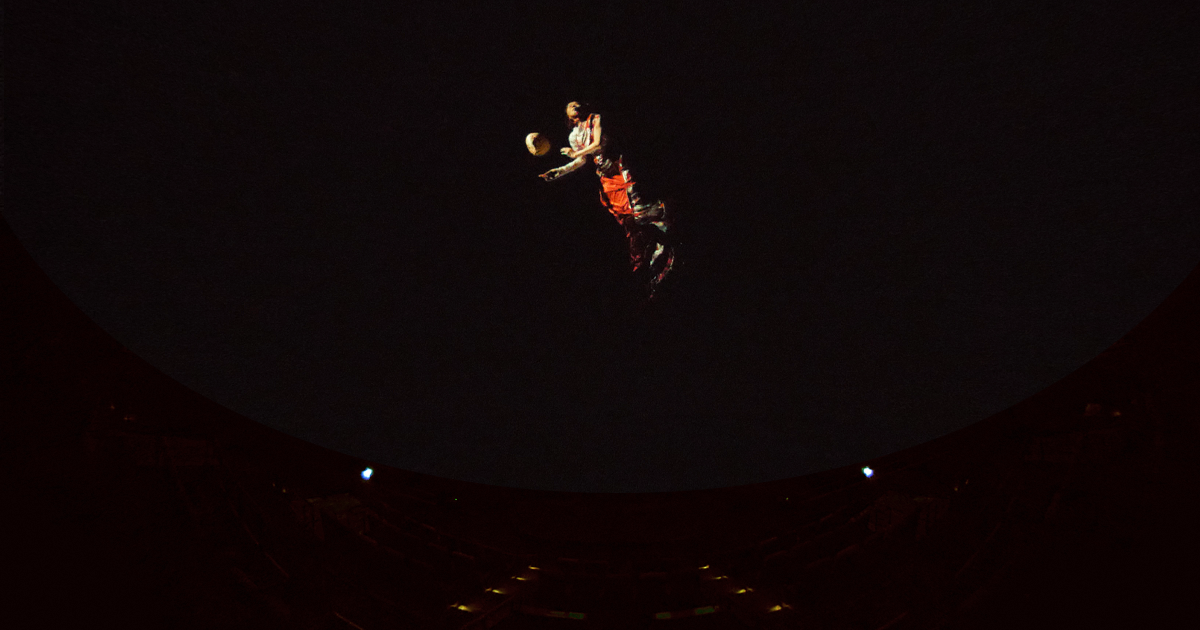 飯田将茂《HIRUKO》2019、ギャラクシティ、東京